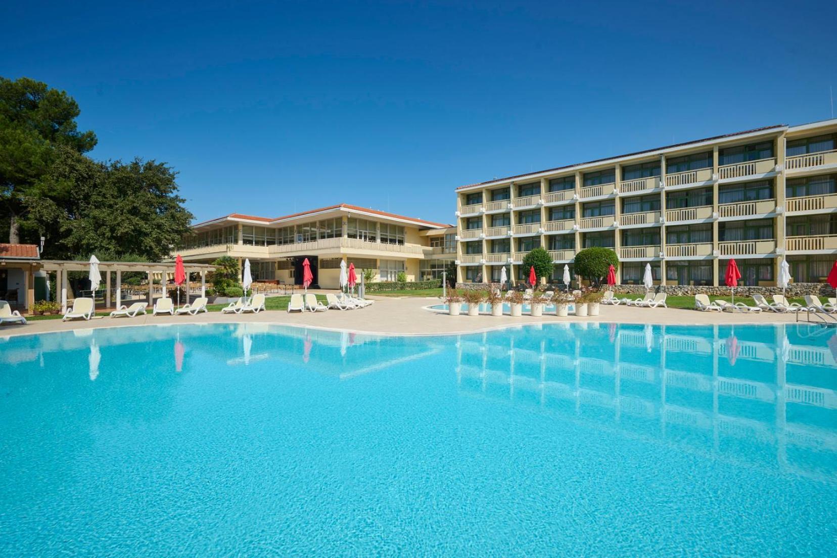 Hotel Aurora Plava Laguna Umag Exterior foto