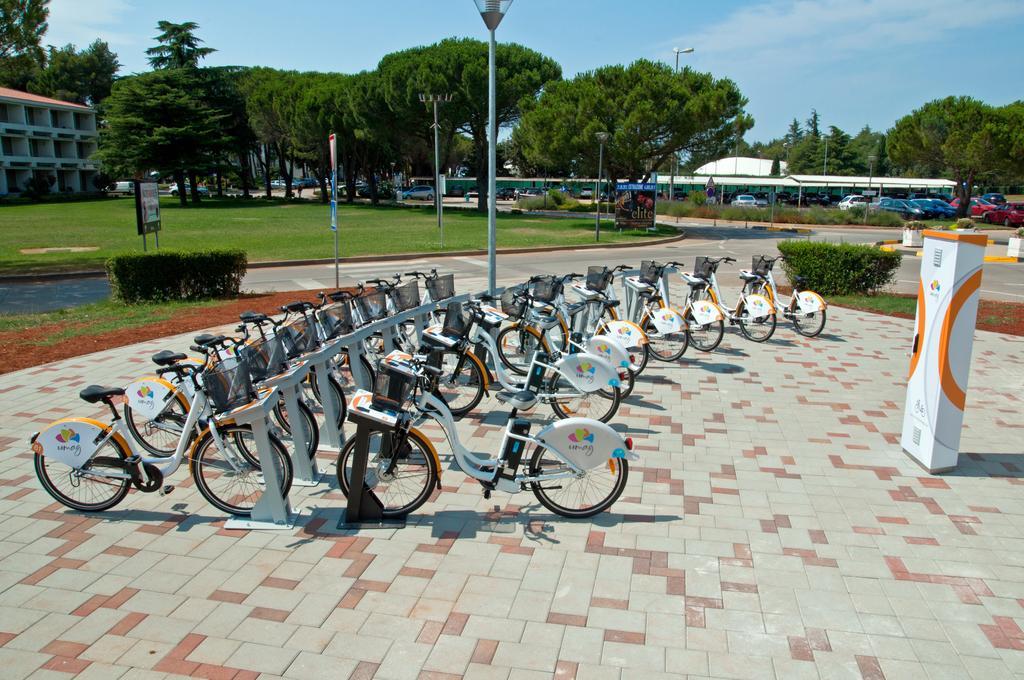 Hotel Aurora Plava Laguna Umag Exterior foto